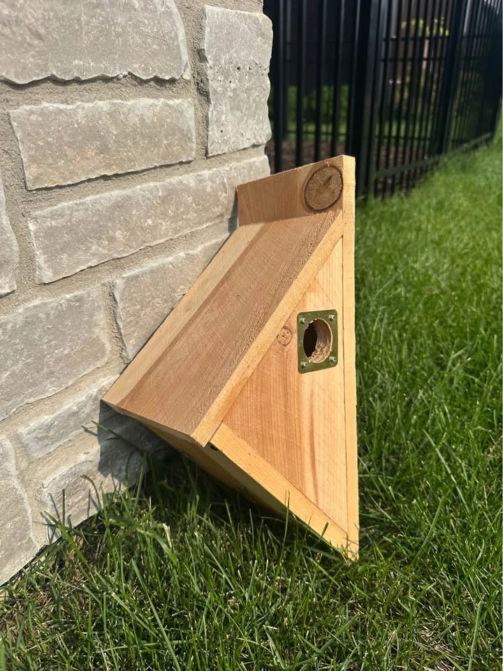 Chickadee bird house, handmade cedar - photo 2