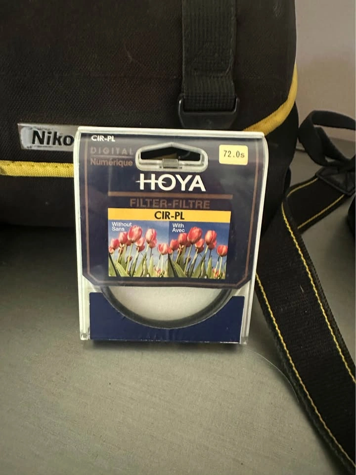 Nikon D5000 with Tamron 18-270 lens, case, and filter - photo 4