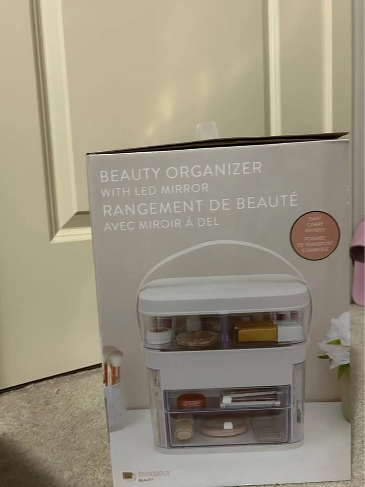 New - Makeup Organizer - photo 2