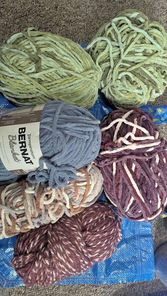 Bernat Blanket Yarn Lot