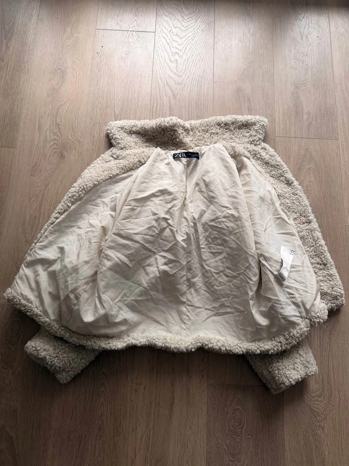 ZARA Sherpa Jacket - photo 3