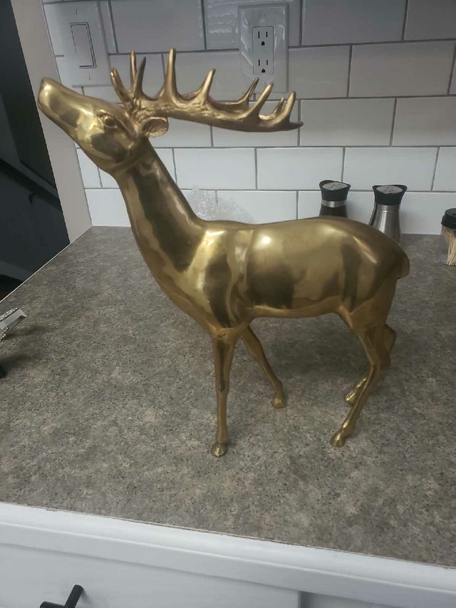 Rare Statement Pair: Large Vintage Solid Brass Deer - photo 4