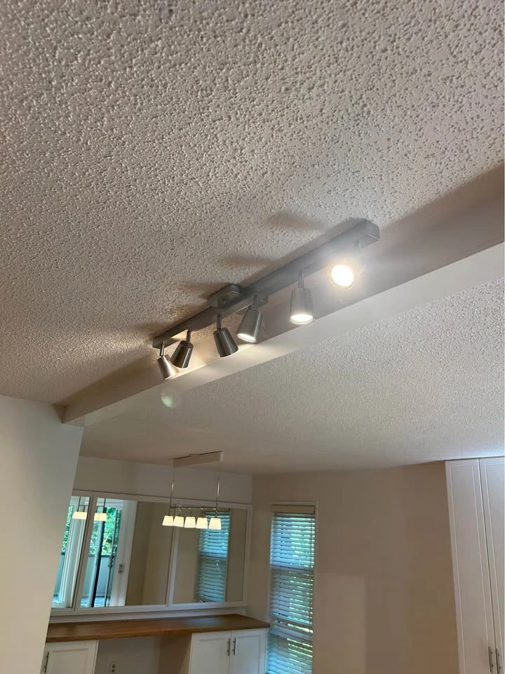 4 different ceiling rack spotlights - photo 3