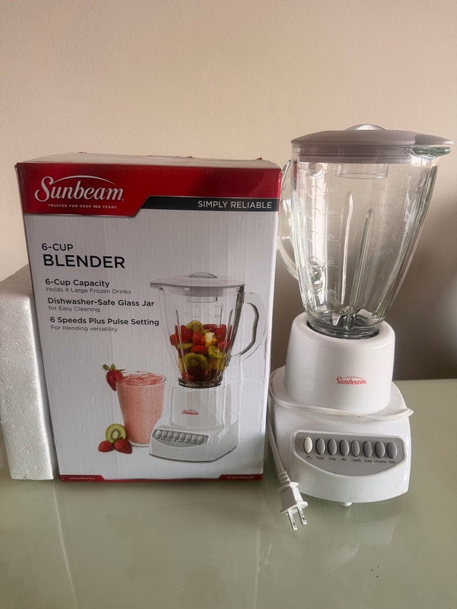 Sunbeam 6-Cup Blender – For Parts or Repair