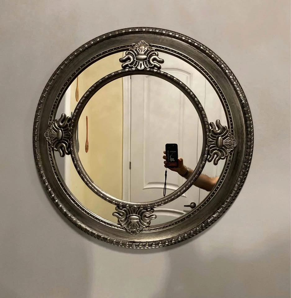 Versailles round mirror in Silver finish - photo 2