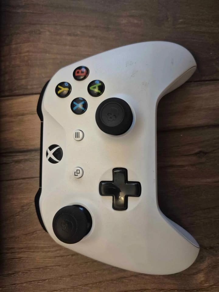 XBOX One bundle with xbox controller - photo 5