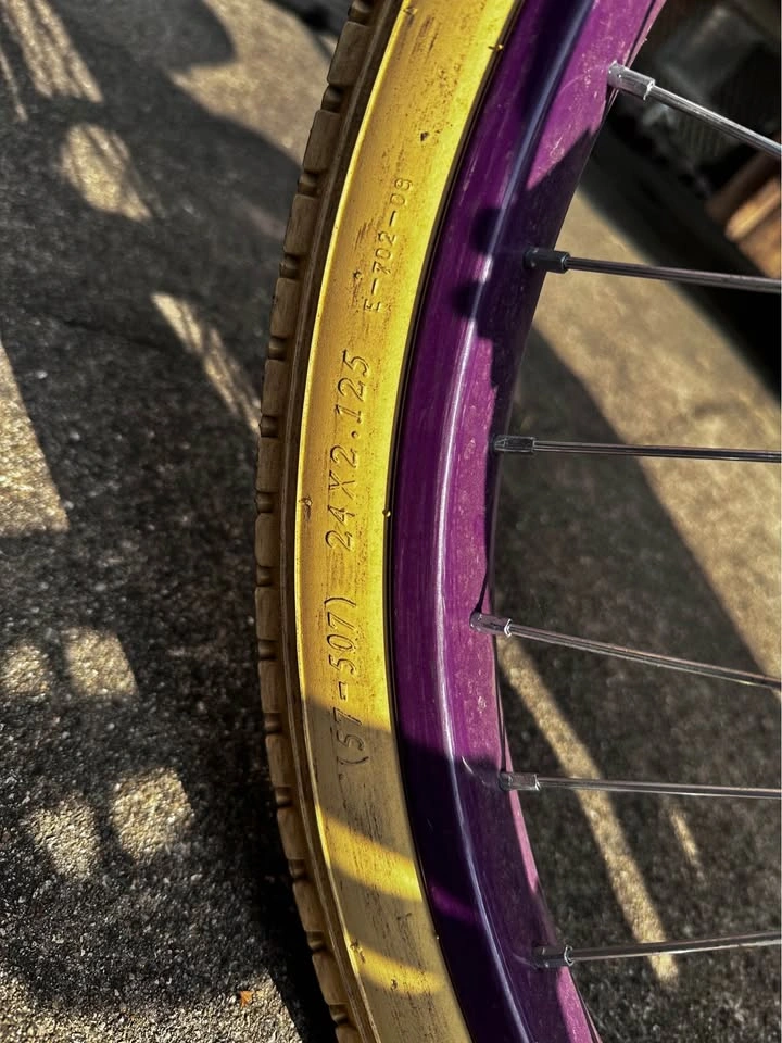 Huffy 24 in Purple Nel Lusso Cruiser Bike - photo 2