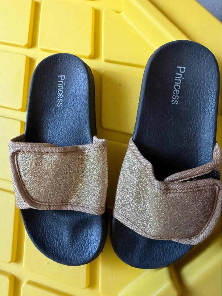 Girls Gold Glitter Slides - photo 4