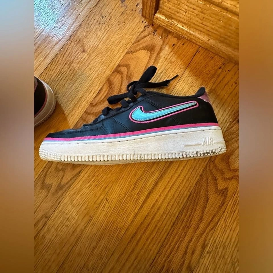 Air Force 1 AF1 Low LV8 Miami Vice Size 6.5Y - photo 4