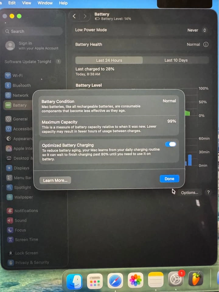 MacBook Pro 14” M3 18GB 512 SSD - Like New - photo 3