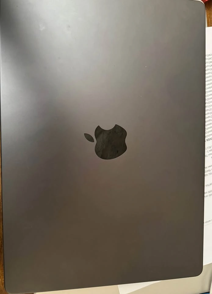 MacBook Pro 14” M3 18GB 512 SSD - Like New - photo 5