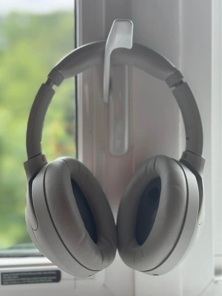 Sony 1000XM4 headphones - like new - photo 4