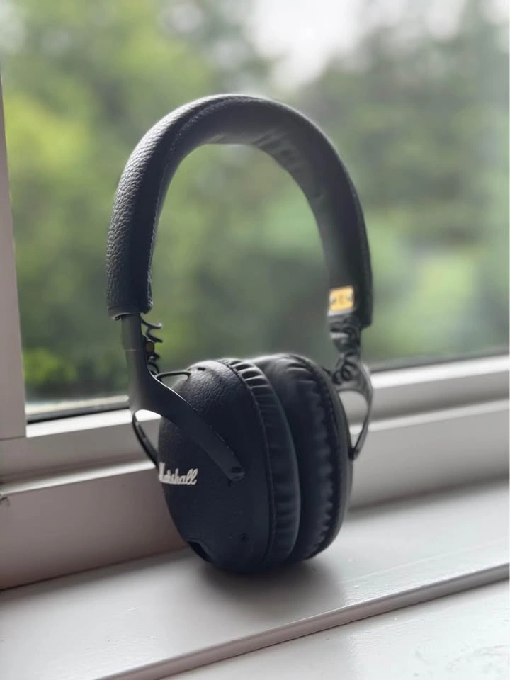 Marshalls headphones - barely used