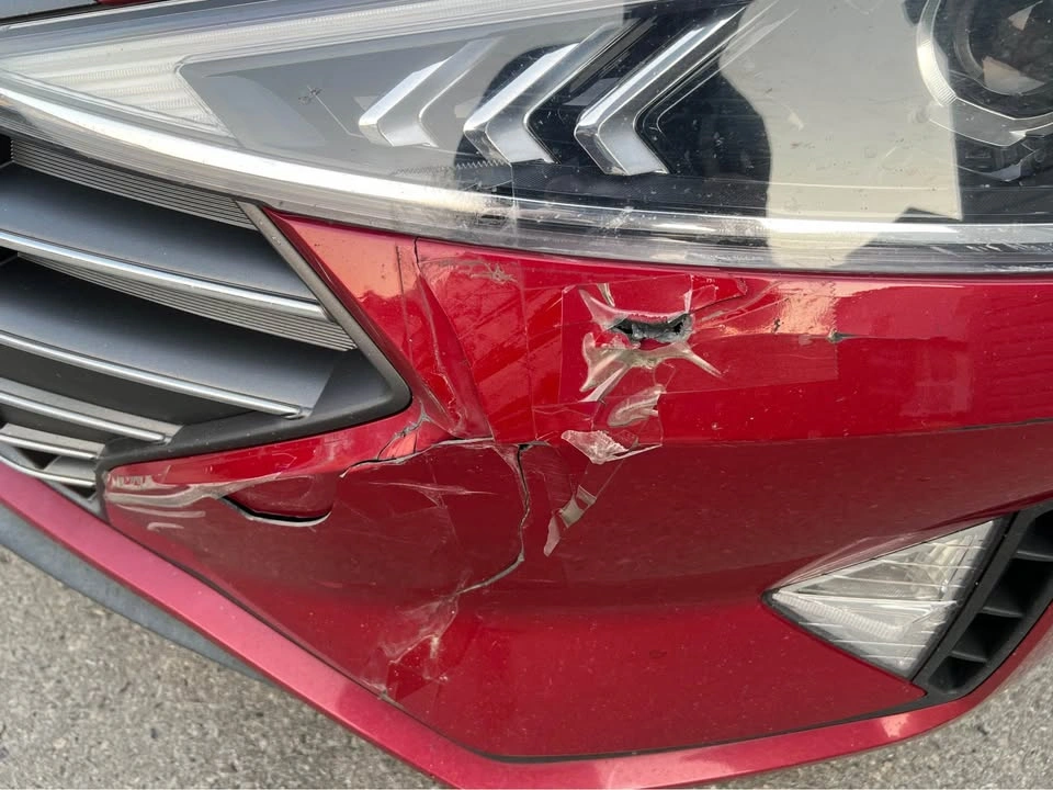 2020 Hyundai Elantra - photo 2