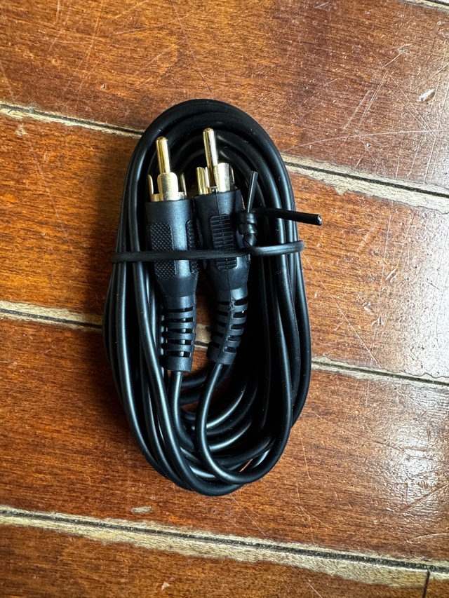 Audio RCA cable - Brand new
