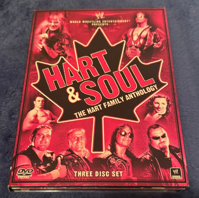 WWE Hart & Soul: The Hart Family Anthology 3-Disc DVD 2010