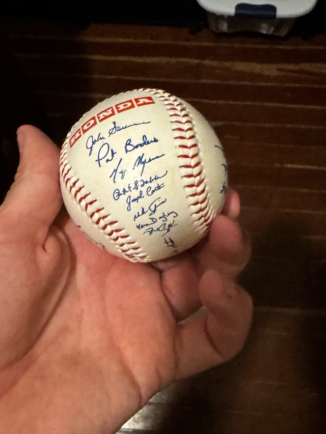 Toronto blue jays signature baseball - photo 2