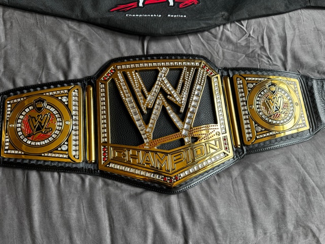 RARE WWE Championship replica 2013 - photo 2