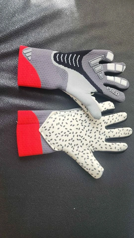 Goalkeeper Gloves - photo 2