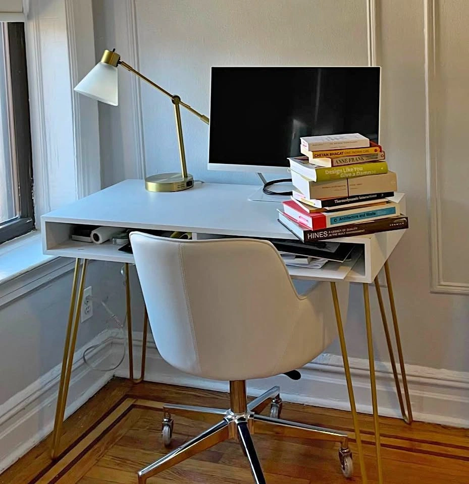 White Desk Hairpin Gold Legs