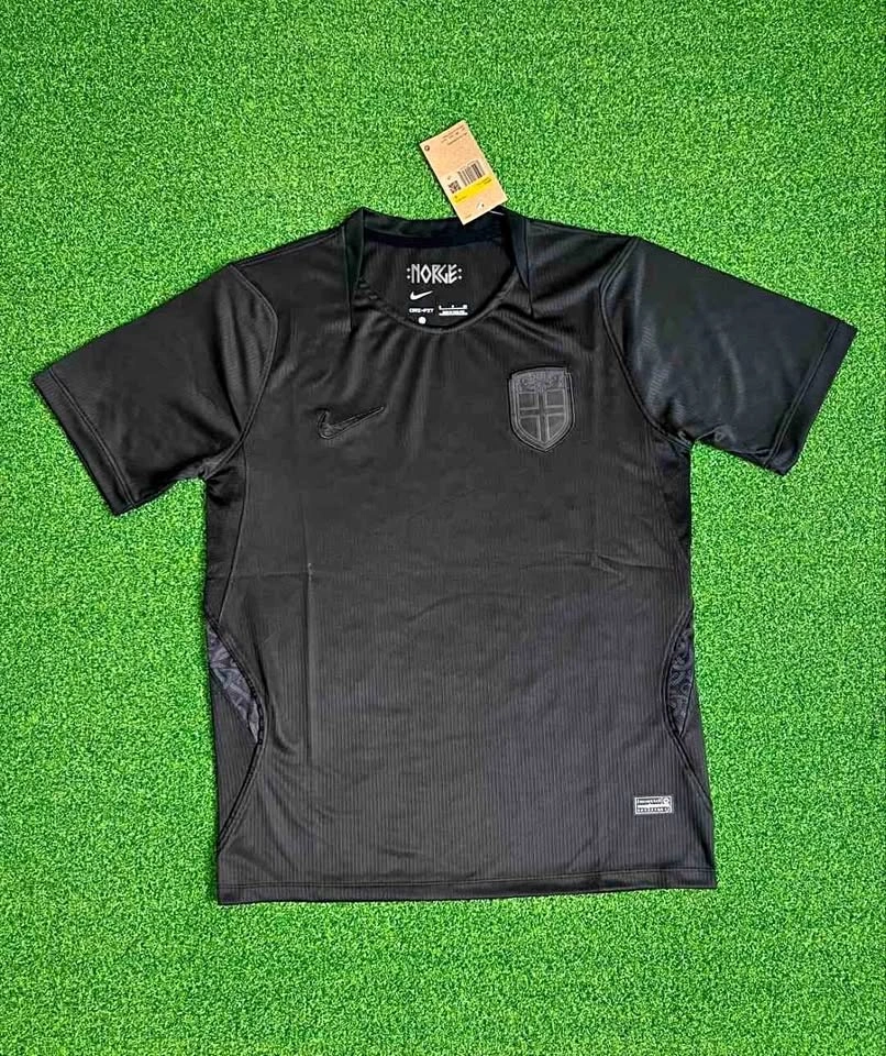 Nike Norway Norge Blackout Edition Soccer Jersey size L