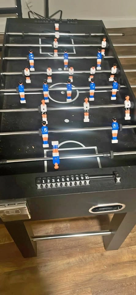 Serenelife foosball table