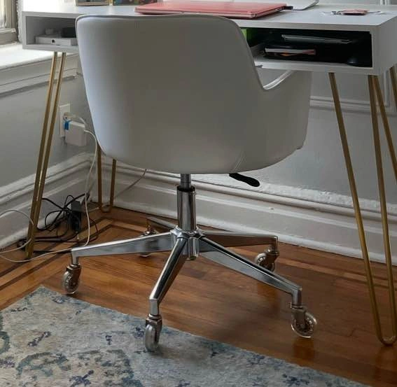 White Leather Desk Chair on Casters - photo 2