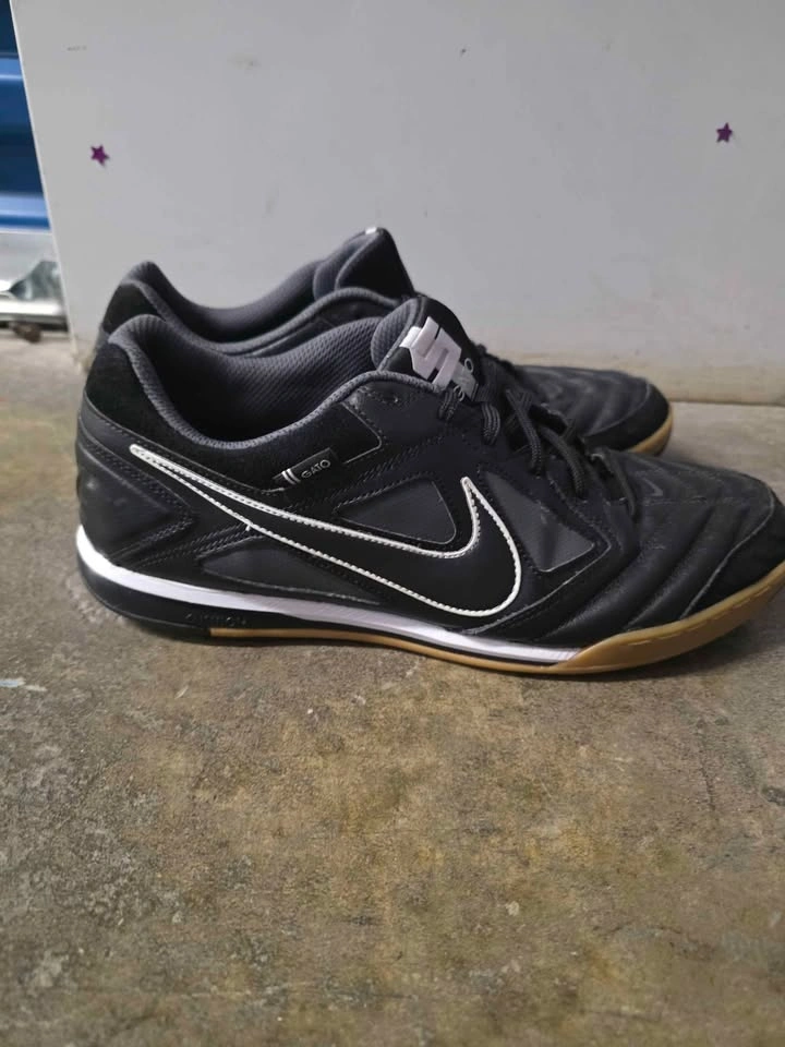 Men's Nike Gato 11.5 - photo 5