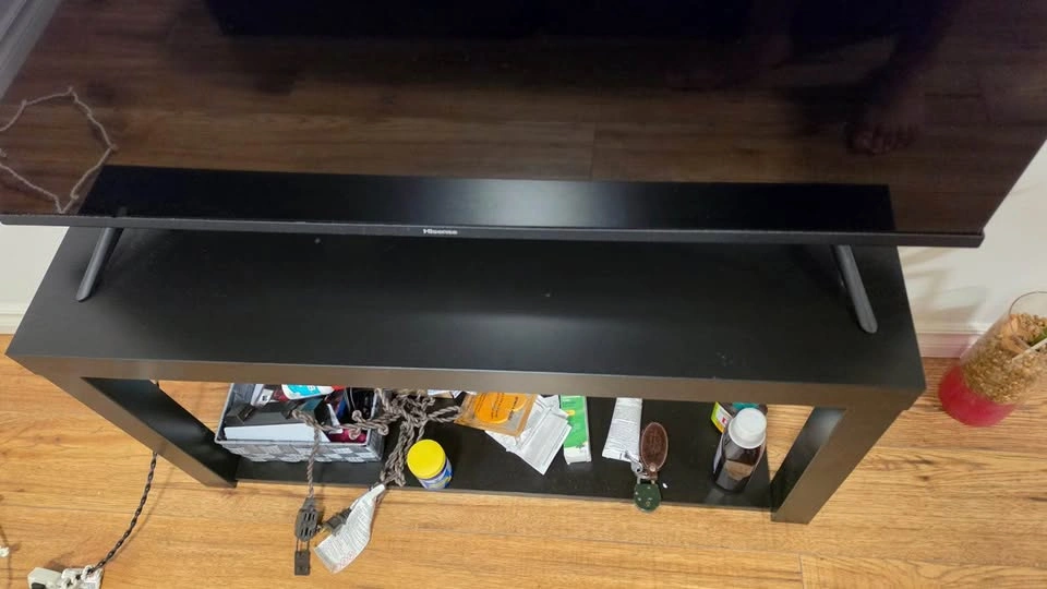 Ikea TV table - photo 2