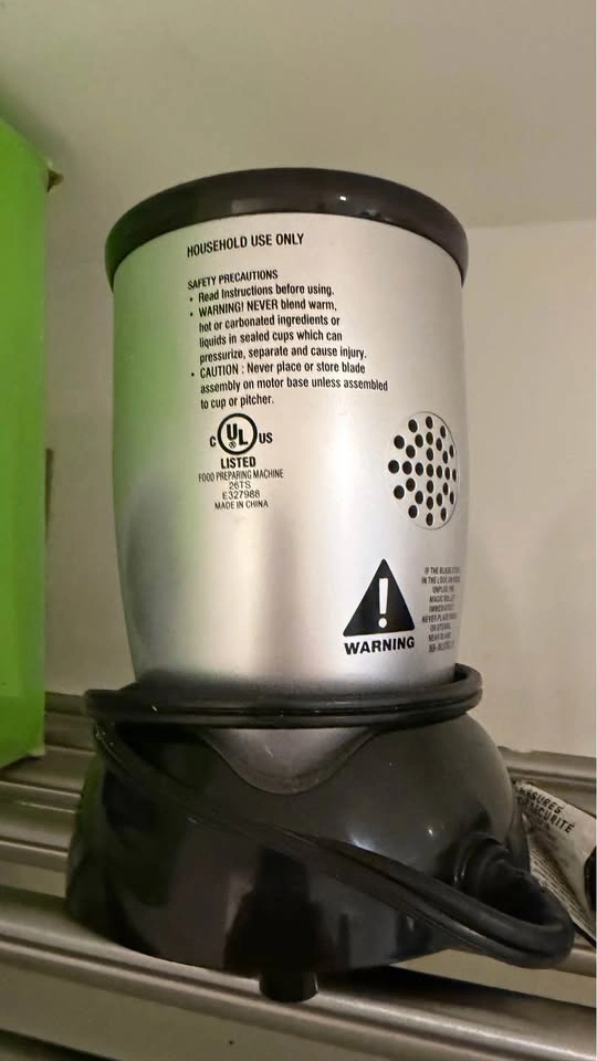 Magic bullet blender with multiple attachments - photo 3