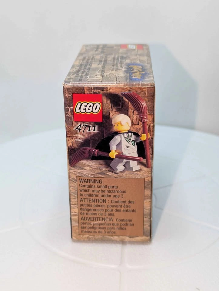 LEGO Harry Potter and the Sorcerer's Stone 4711 Flying Lesson - photo 2