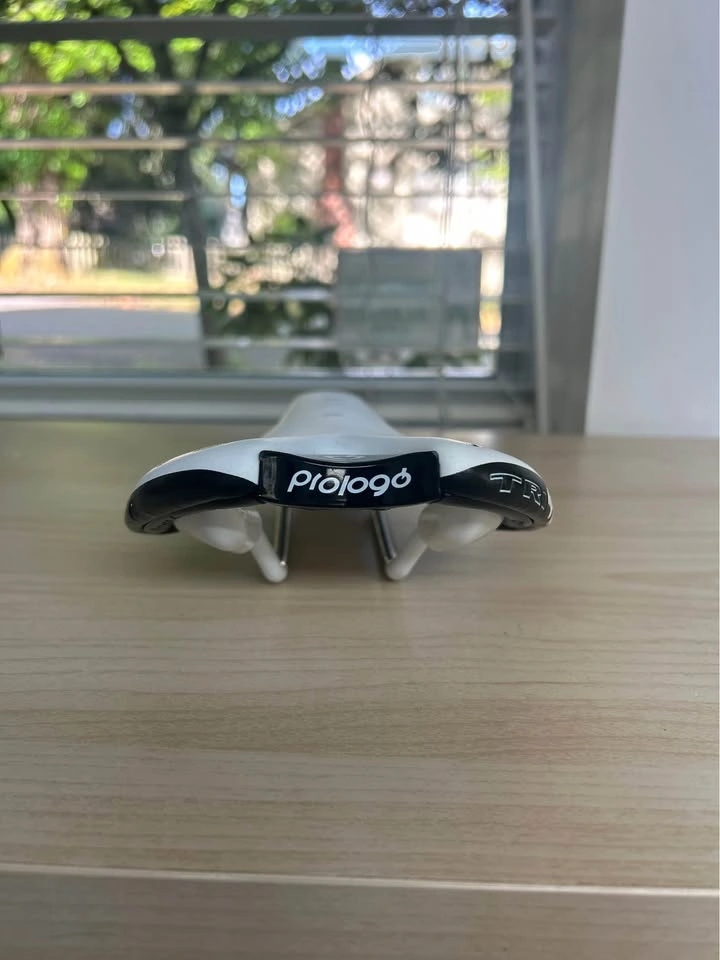 Prologo Nago Evo Tri 40 Bicycle Saddle Titanium Rails - photo 5