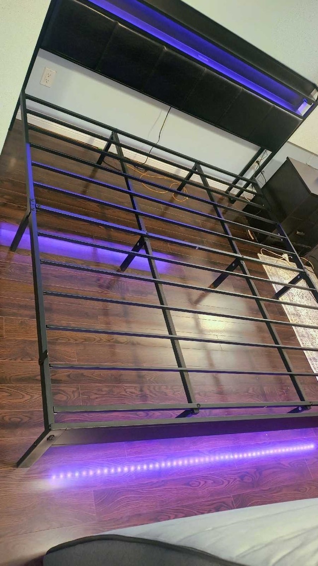 Barely used King Size Bed- Few months old - photo 2