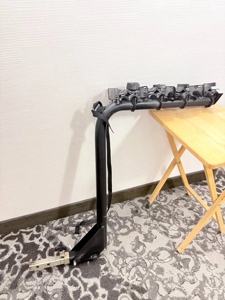 Bicycle Rack - Holds 4 Bikes with Lock - photo 2