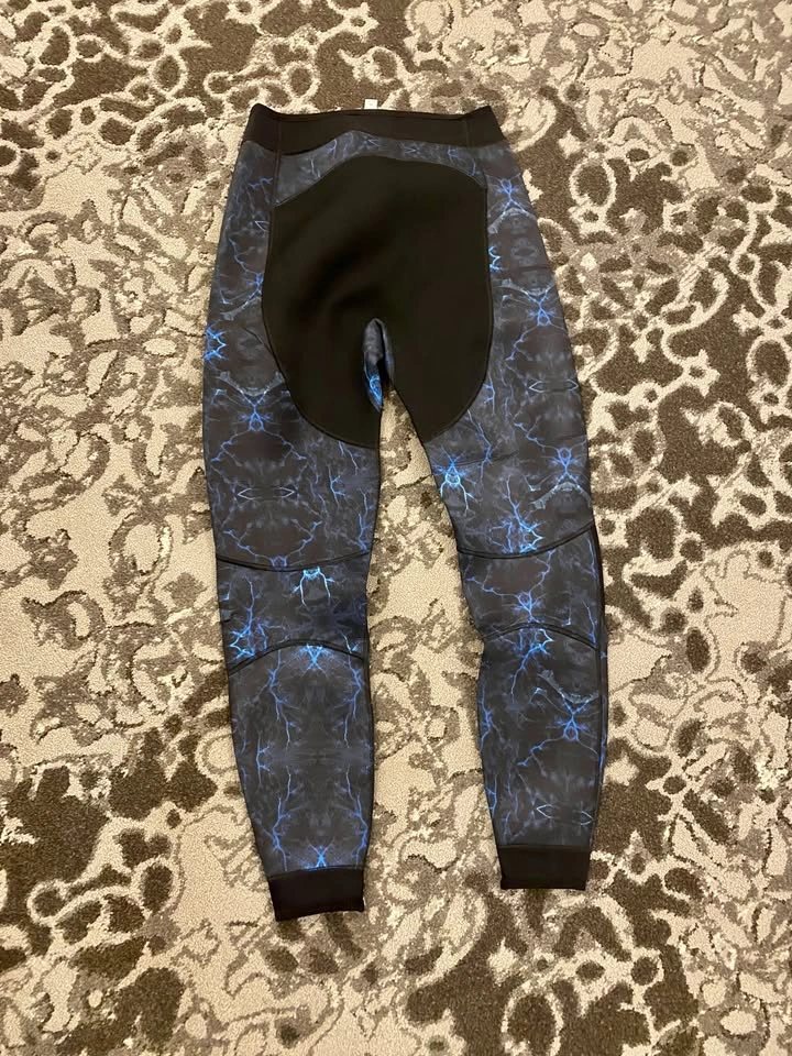 3mm Neoprene 2 Piece Wetsuit - photo 4