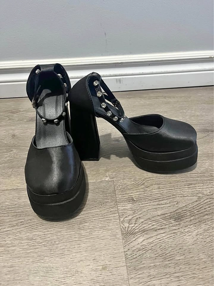 Black heels