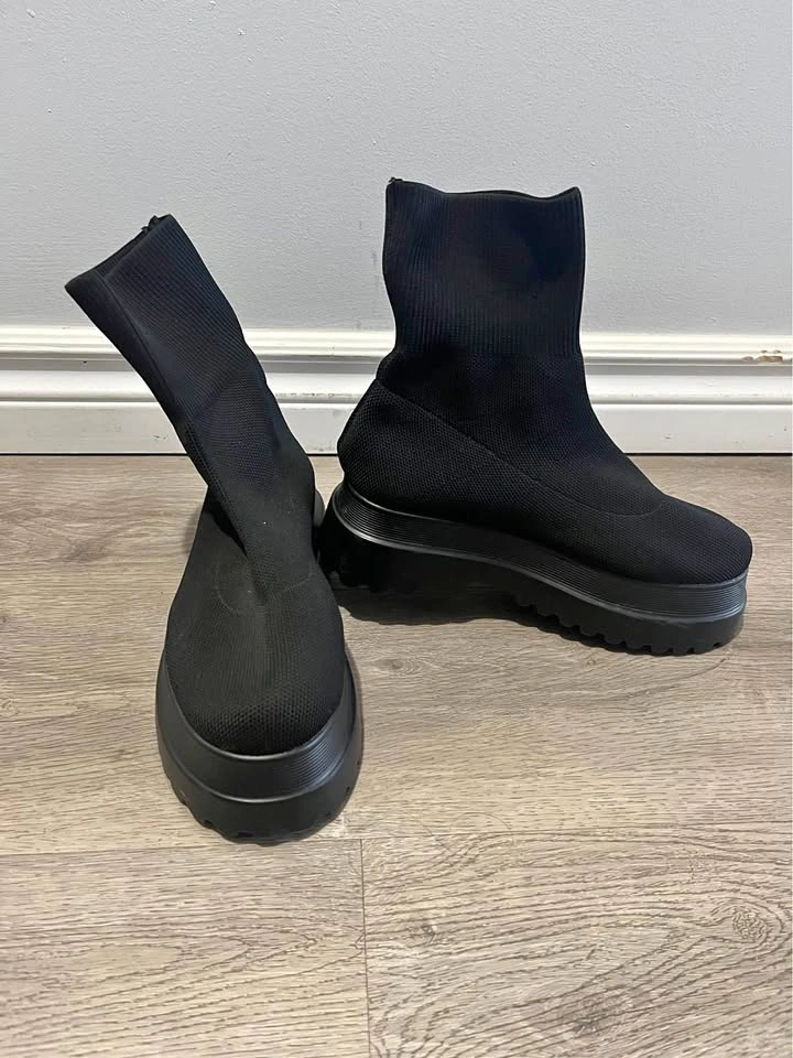 Black boots