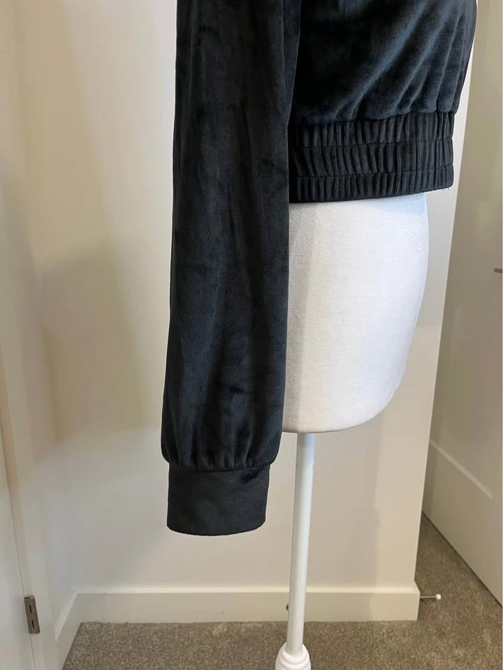STREETWEAR SOCIETY Black Velour Cropped Zip-Up - Size S - photo 5