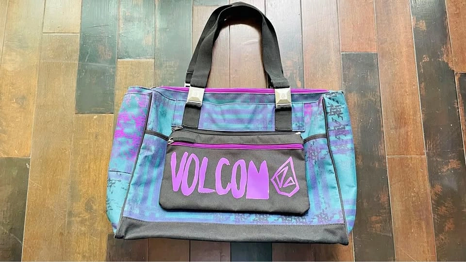 VOLCOM BOSTON BAG