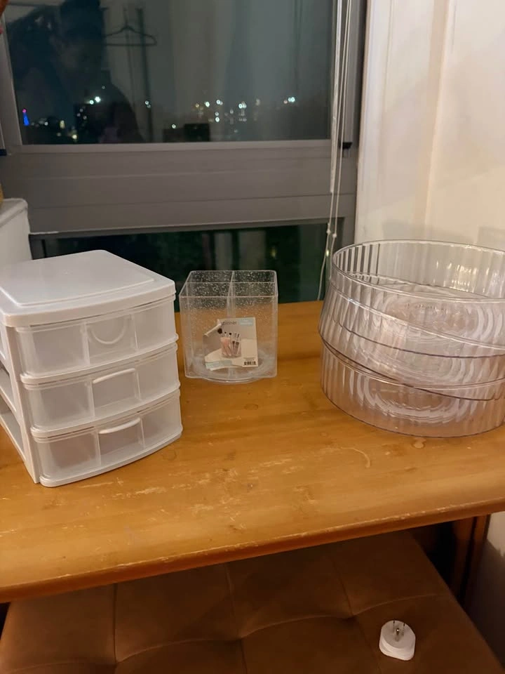 Bundle of various storage/organization items - photo 2
