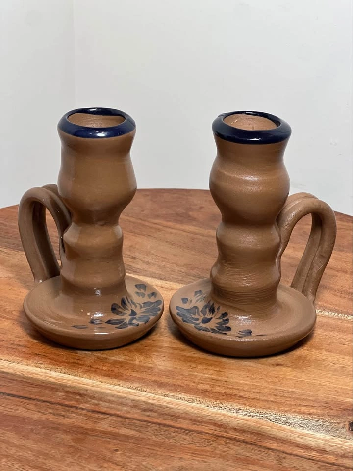 Vintage 2002 Williamsburg Pottery WPF Salt Glazed Candle Holders - photo 3