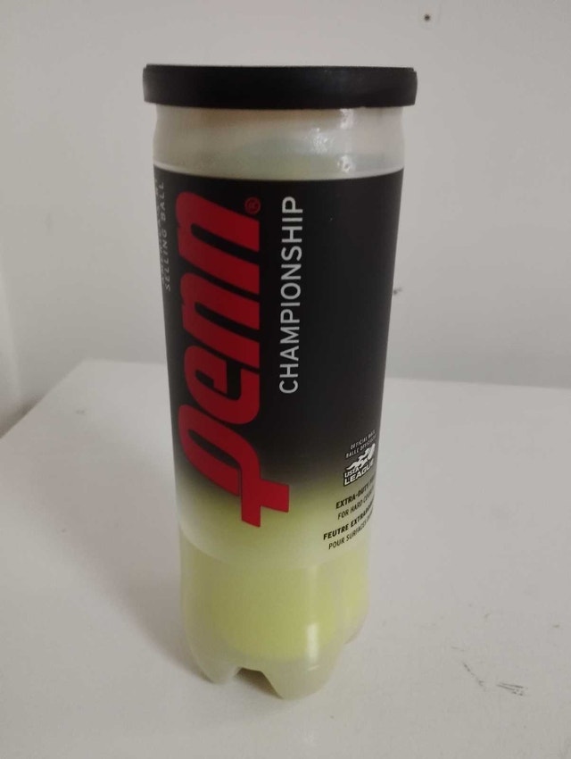 New Penn tennis balls sealed can - 3 balls