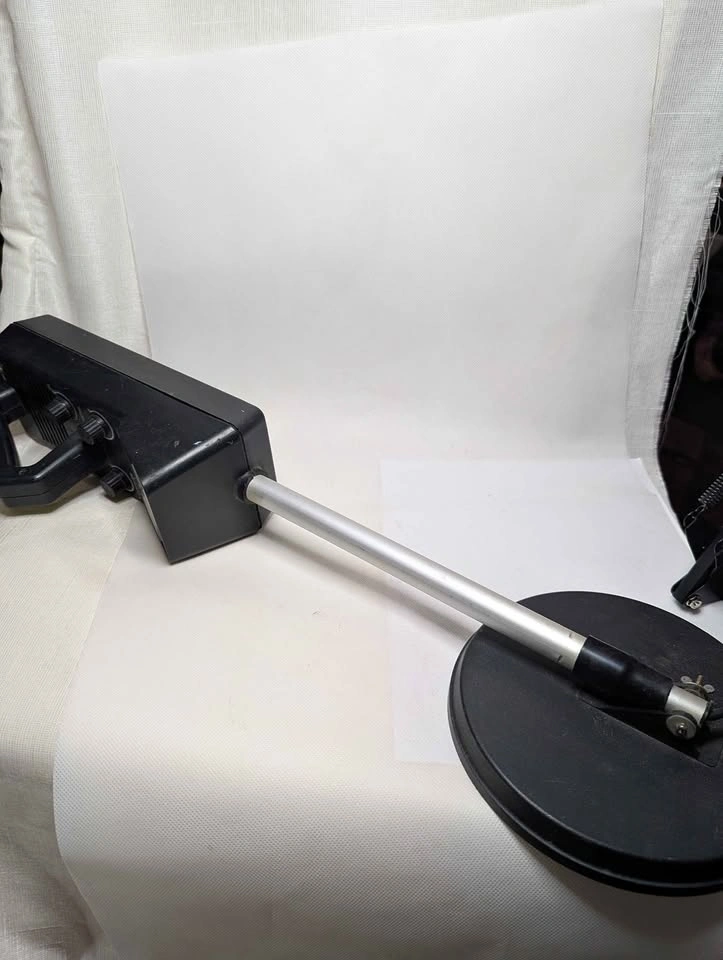 Radio Shack Micronta 3001 Metal Detector