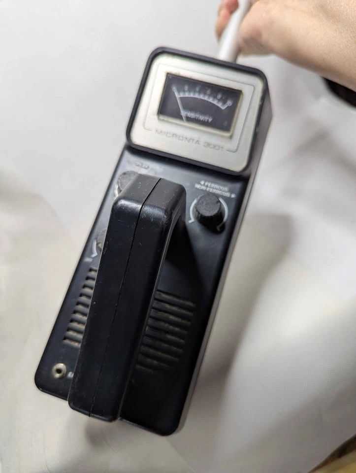 Radio Shack Micronta 3001 Metal Detector - photo 3