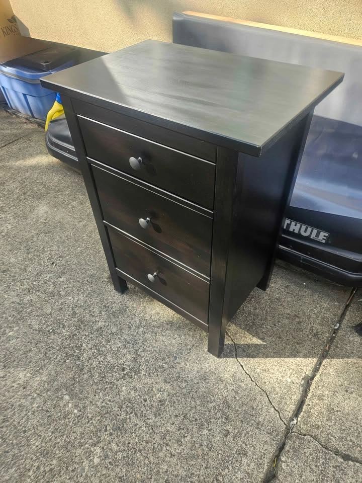 Hemnes 3 drawers nightstand - photo 3
