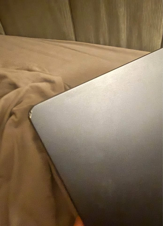 Apple Macbook air m2 2023 Laptop - photo 2