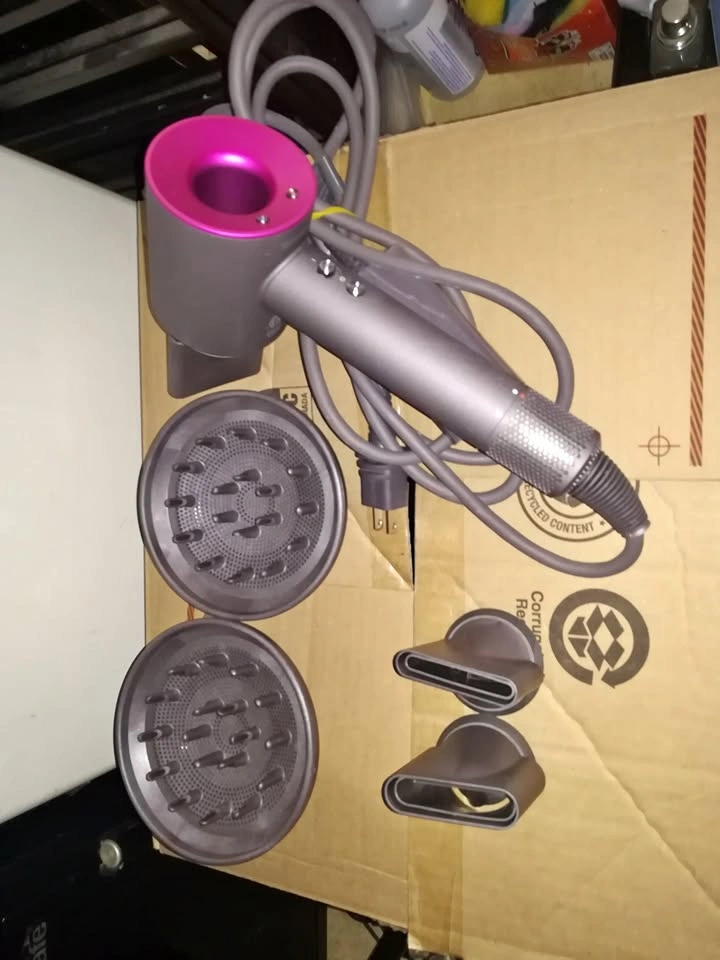 Dyson Hair Dryer with all accessories - Like new