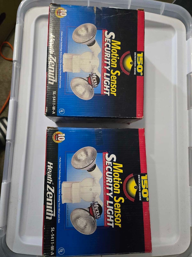 Heath Zenith Motion Sensor Security Light