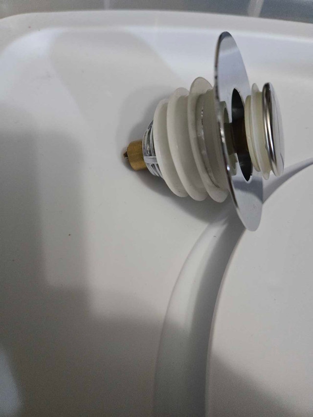 Chrome Bathroom Sink Drain Stopper Brand New