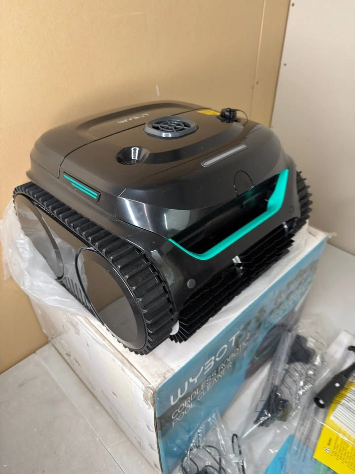 WYBOT C2 Cordless Pool Vacuum Robot - photo 3